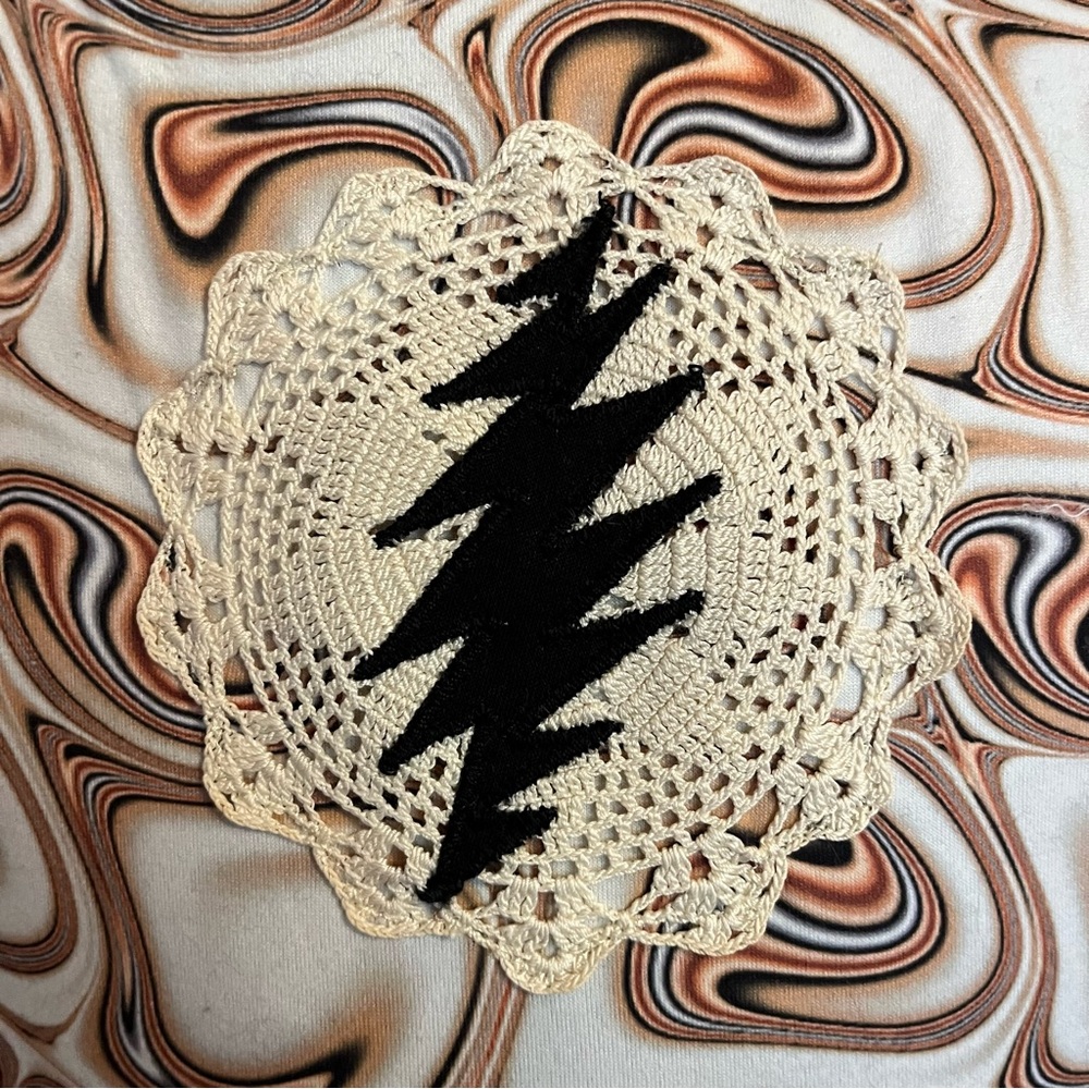 Swirly psychedelic crop keyhole club festival grateful bolt dead company 🤎⚡️🖤 - Picture 5 of 9